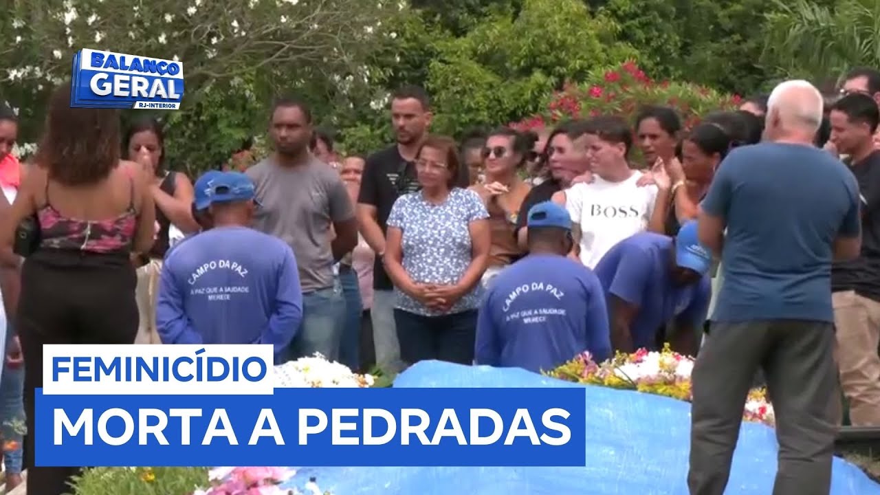 Corpo de mulher morta a pedradas &eacute; sepultado em Campos (RJ)