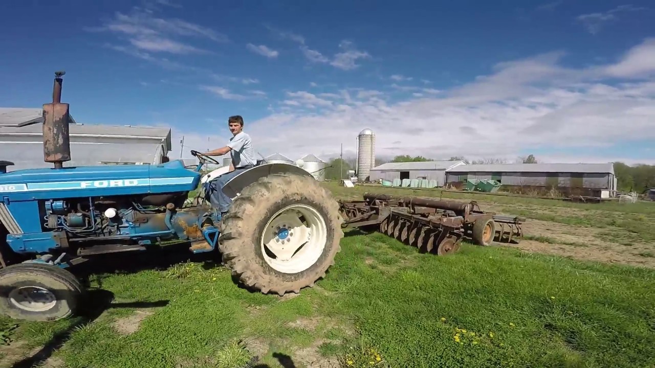 Ford 6610 Discing up the Garden