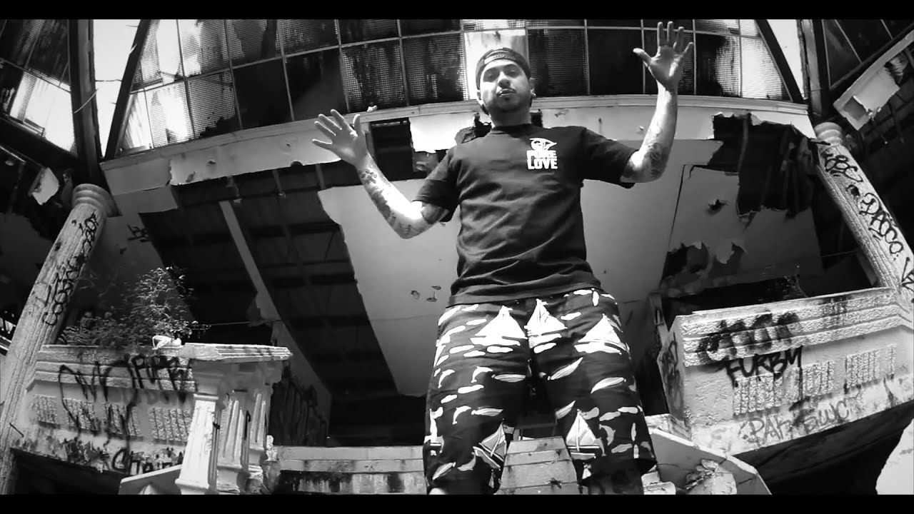 Letra J - Hey (Video Oficial)