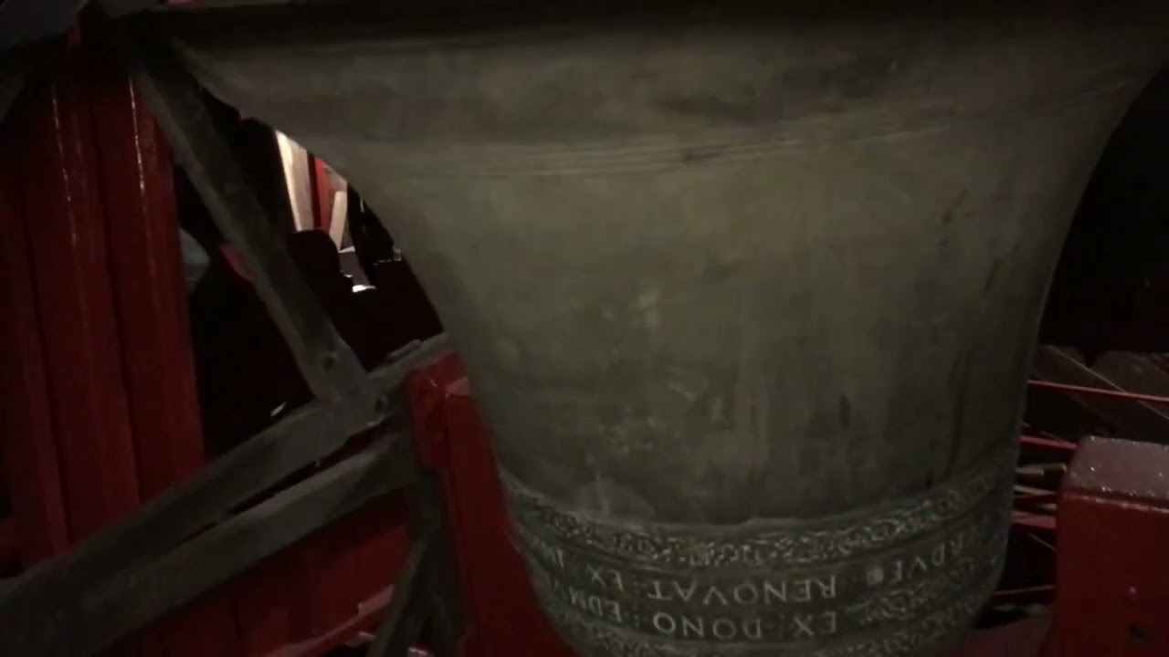 🇬🇧Bellringing in the belfry at Exeter Cathedral, Devon