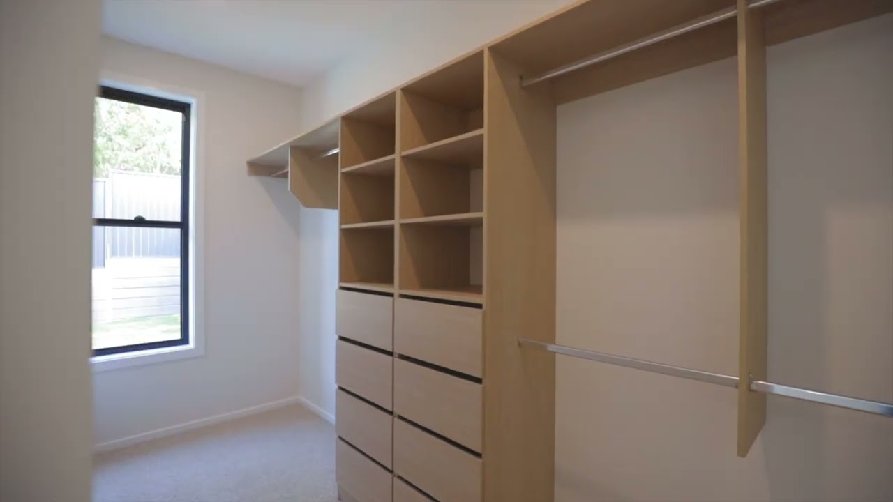 Luxury Family Home with Pool in Brookhaven | 26 Panorama Place Bahrs Scrub QLD