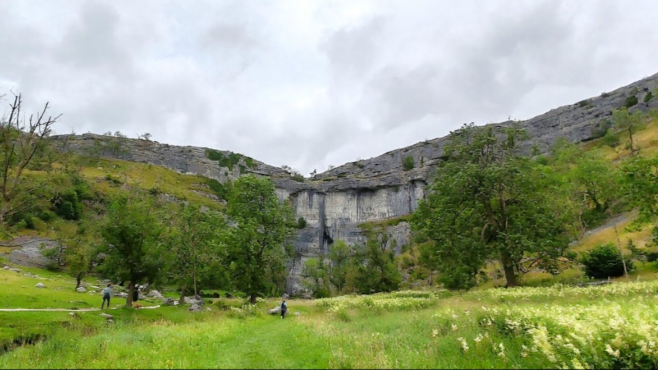 MALHAM COVE: DAY 6: VIDEO 3/3. Final Video of Yorkshire Dales Holiday.