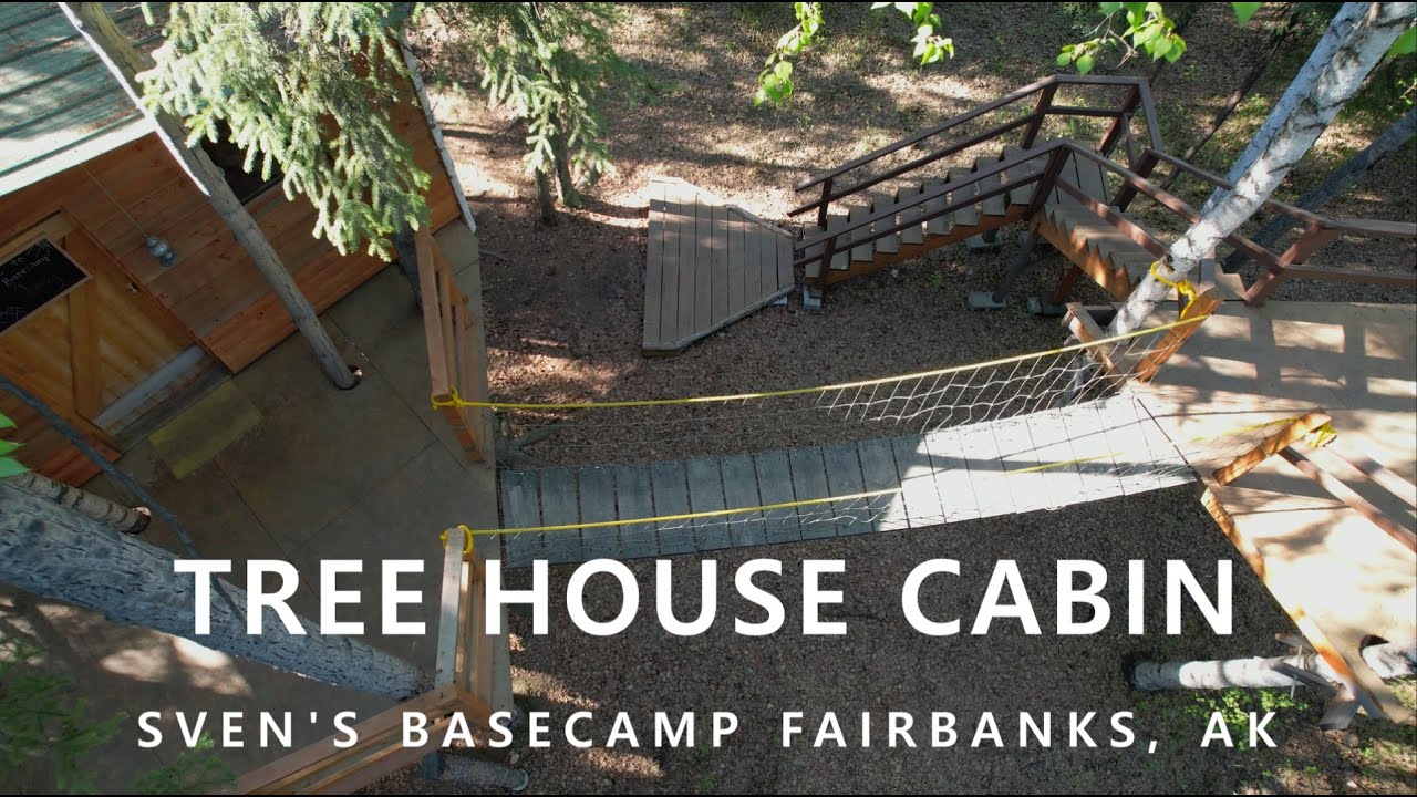Staying at a treehouse cabin in Fairbanks Alaska
