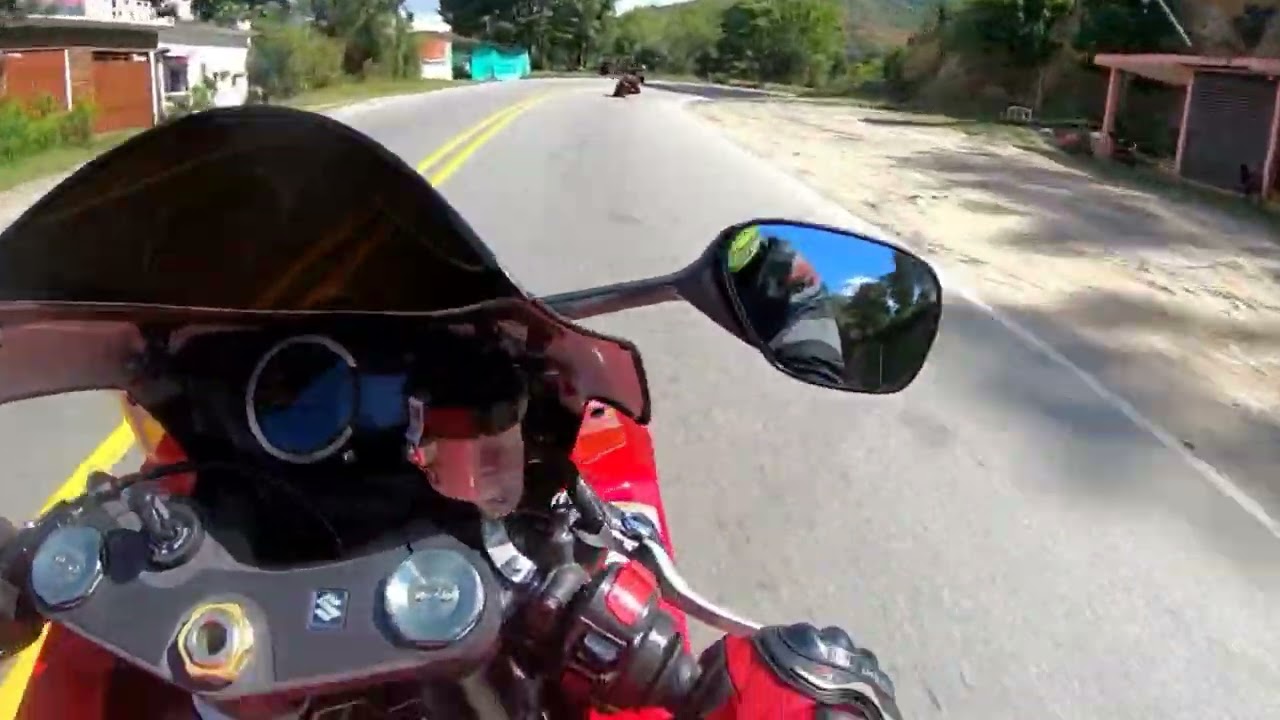 gsxr 600 tarde de una buena rodada de amigos
