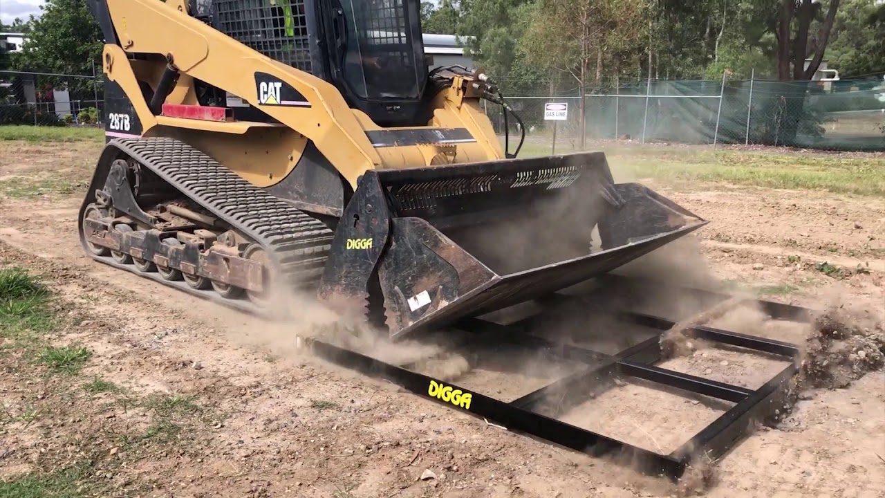 Digga Spreader Bars - Levelling Soil | Digga Australia