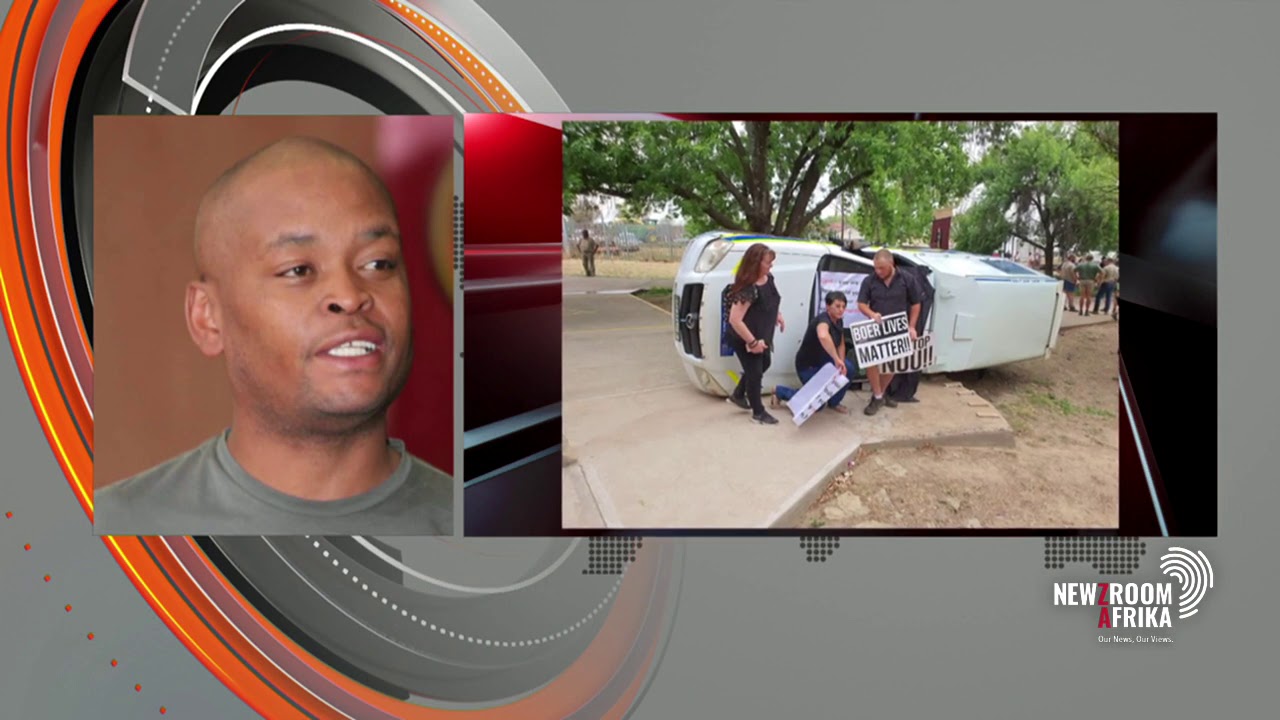 Popcru calls for action to be taken against angry farmers who burned a police vehicle in Senekal