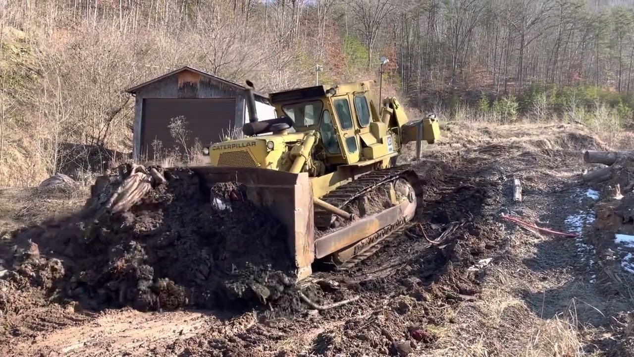 CAT D9H w/ripper