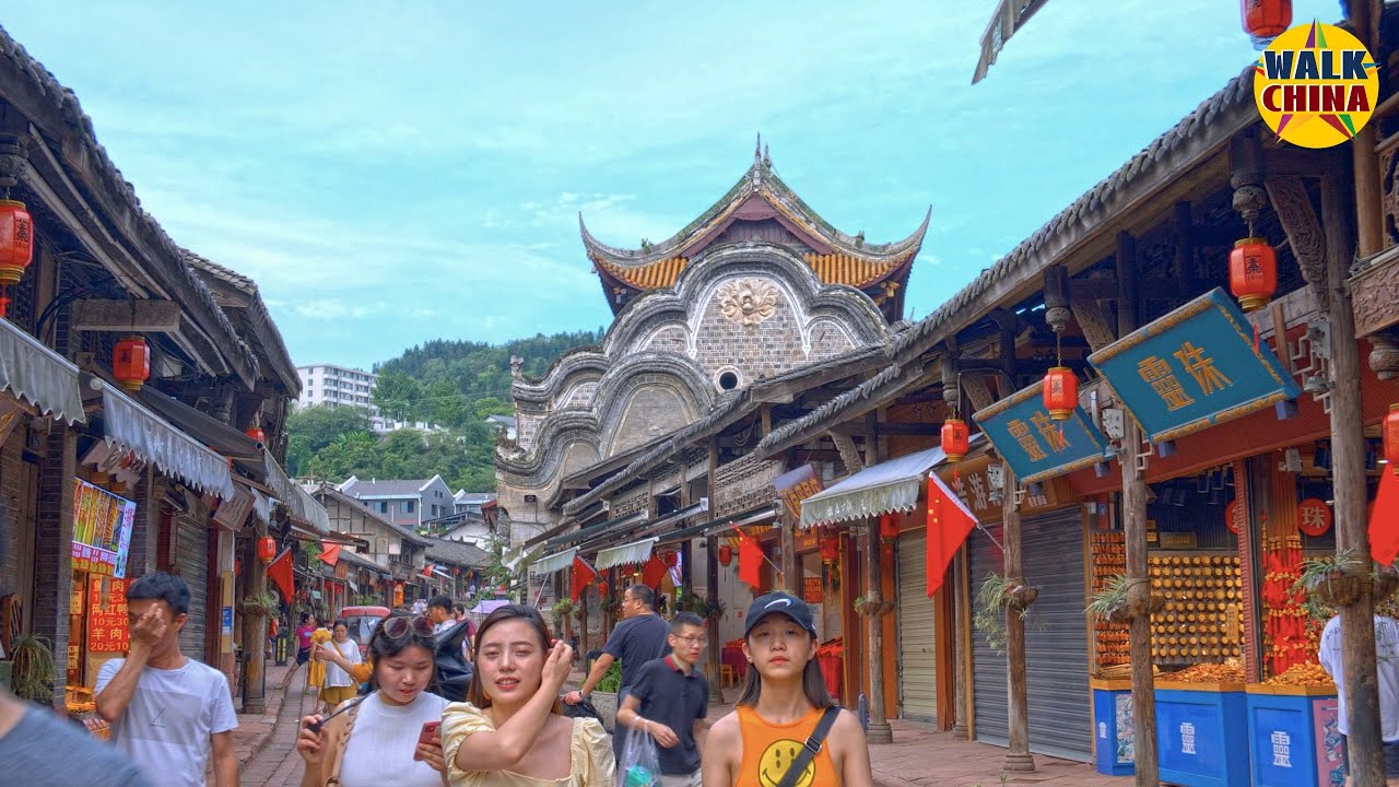 4K HDR Walking in Chengdu Ancient Streets - Luodai