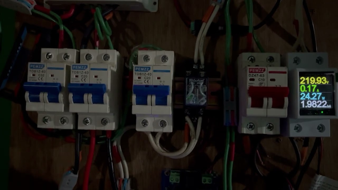 Raw: Solar: Use LY2NJ 12v power relay as night switch for 12v loads like 12v bulbs