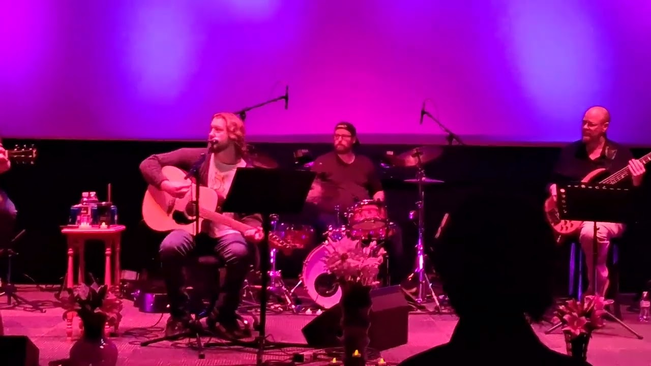 Tribute to Nirvana Unplugged in New York 