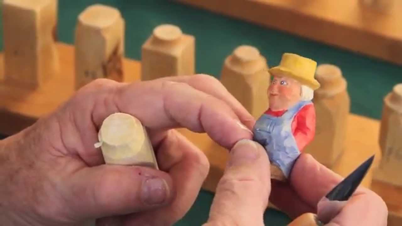 Пошаговое руководство по вырезанию фигурки маленького человечка. Шаги 1–4