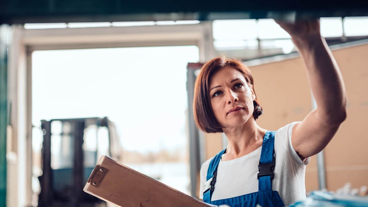 Helping joint health and safety committees prevent COVID-19 outbreaks and develop a safety plan