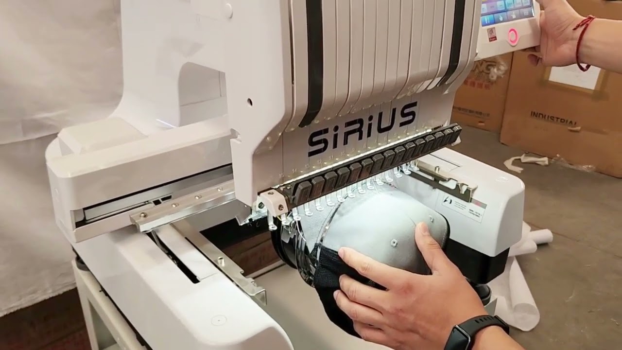 Bordadora Industrial marca Sirius 15 Colores para Prendas Y Gorra