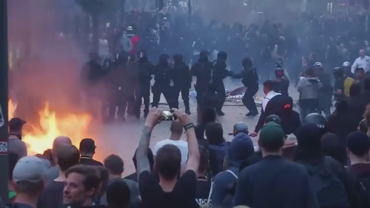 Gewaltexzesse beim Gipfel in Hamburg: Polizei ebnet G20-Politikern den Weg