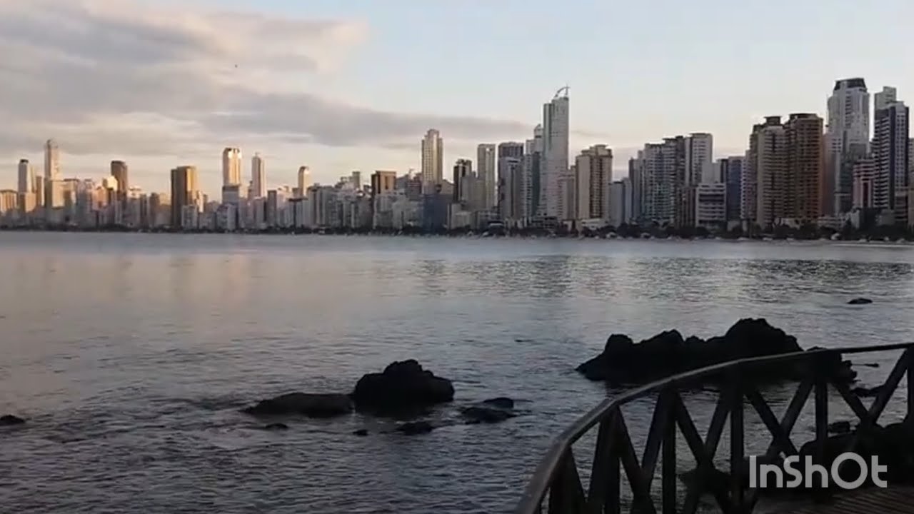 RBALNEÁRIO CAMBORIÚ EM SANTA CATARINA BRASIL 