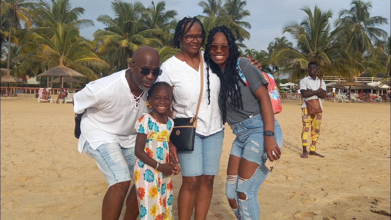 Beaches, Lagoons and Swimming Pools🌊 | My family is here ❤ Ep. 3 | Living in Senegal 🇸🇳