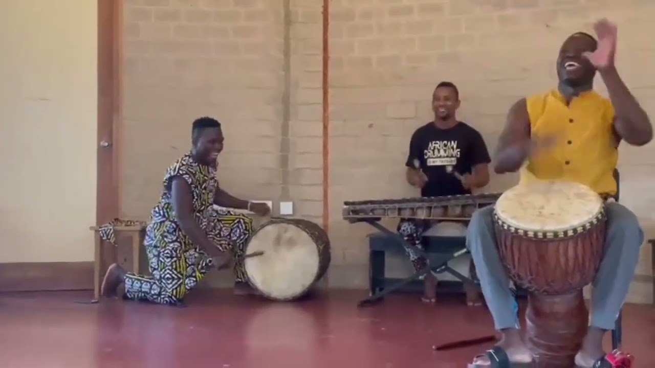 Djembe | Babara Bangoura | Guinea | Gladpeople