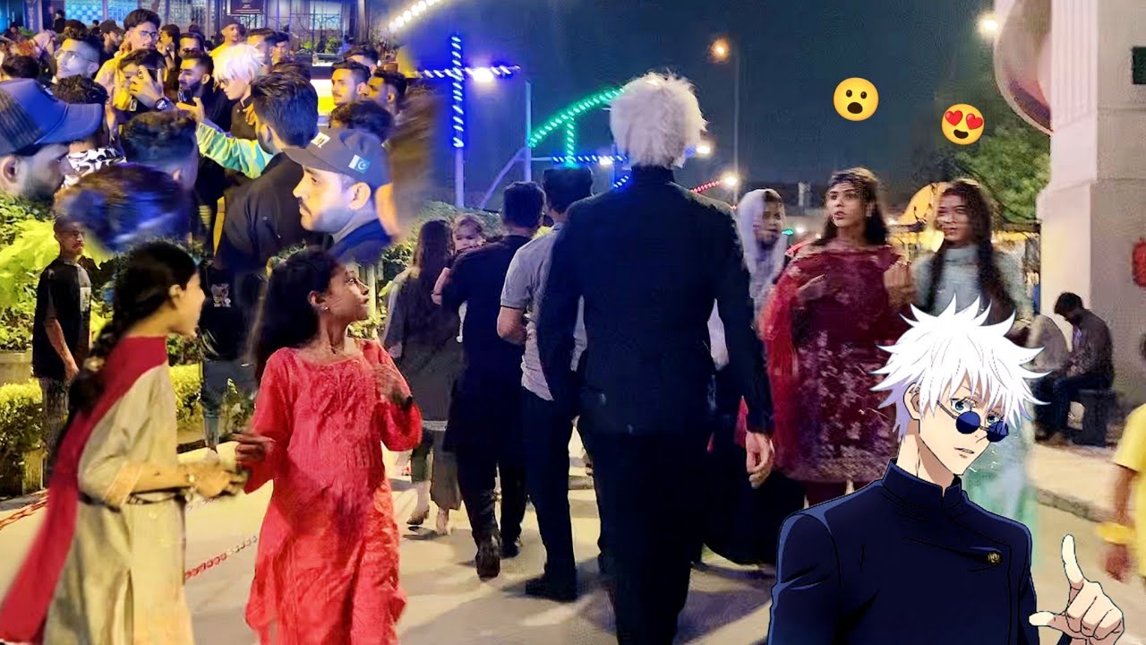 Gojo Satoru in Pakistan 😯 Caught Amazing Reactions and Crowd 😍
