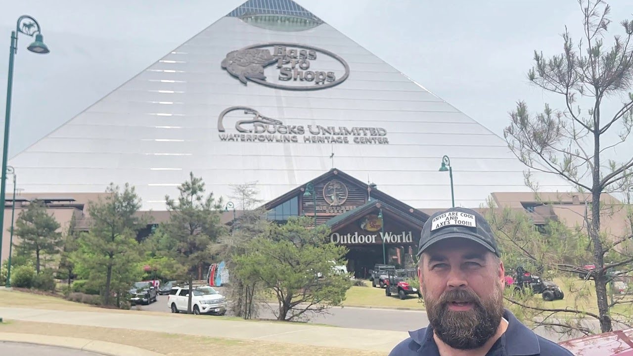 Visiting the Biggest Bass Pro Shop in America in Memphis Tennessee