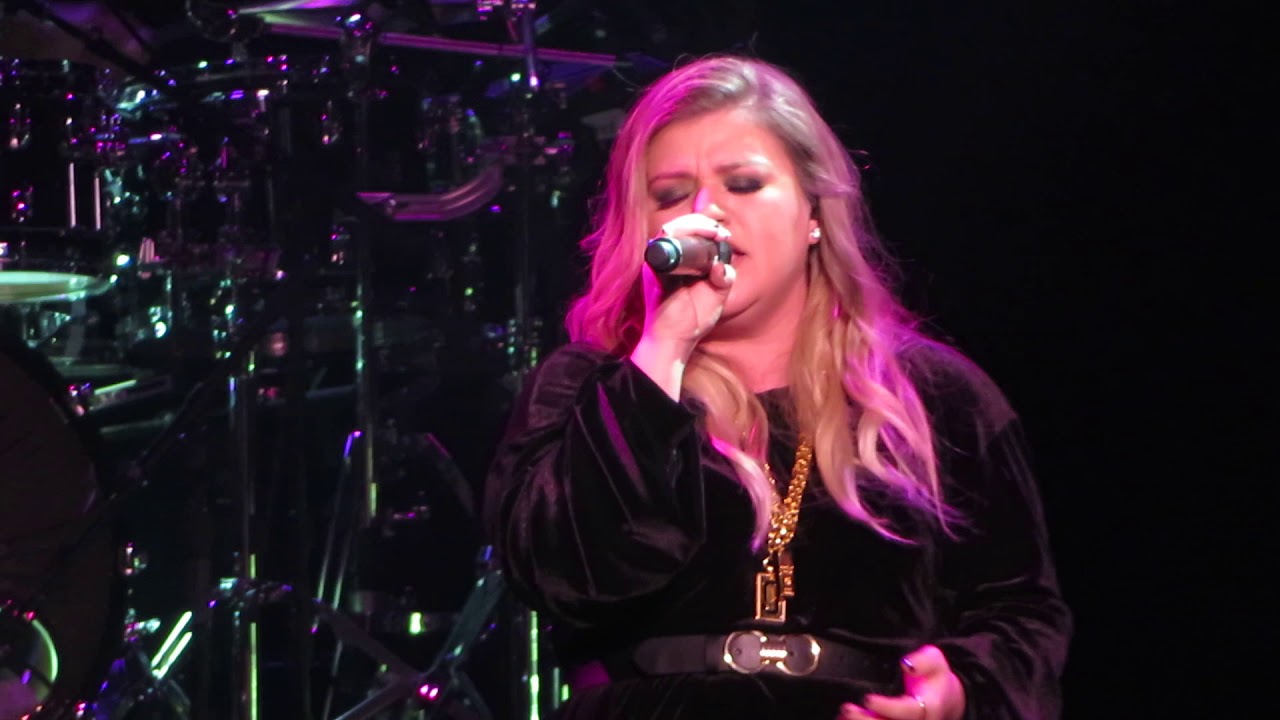 Kelly Clarkson - Whole Lotta Woman