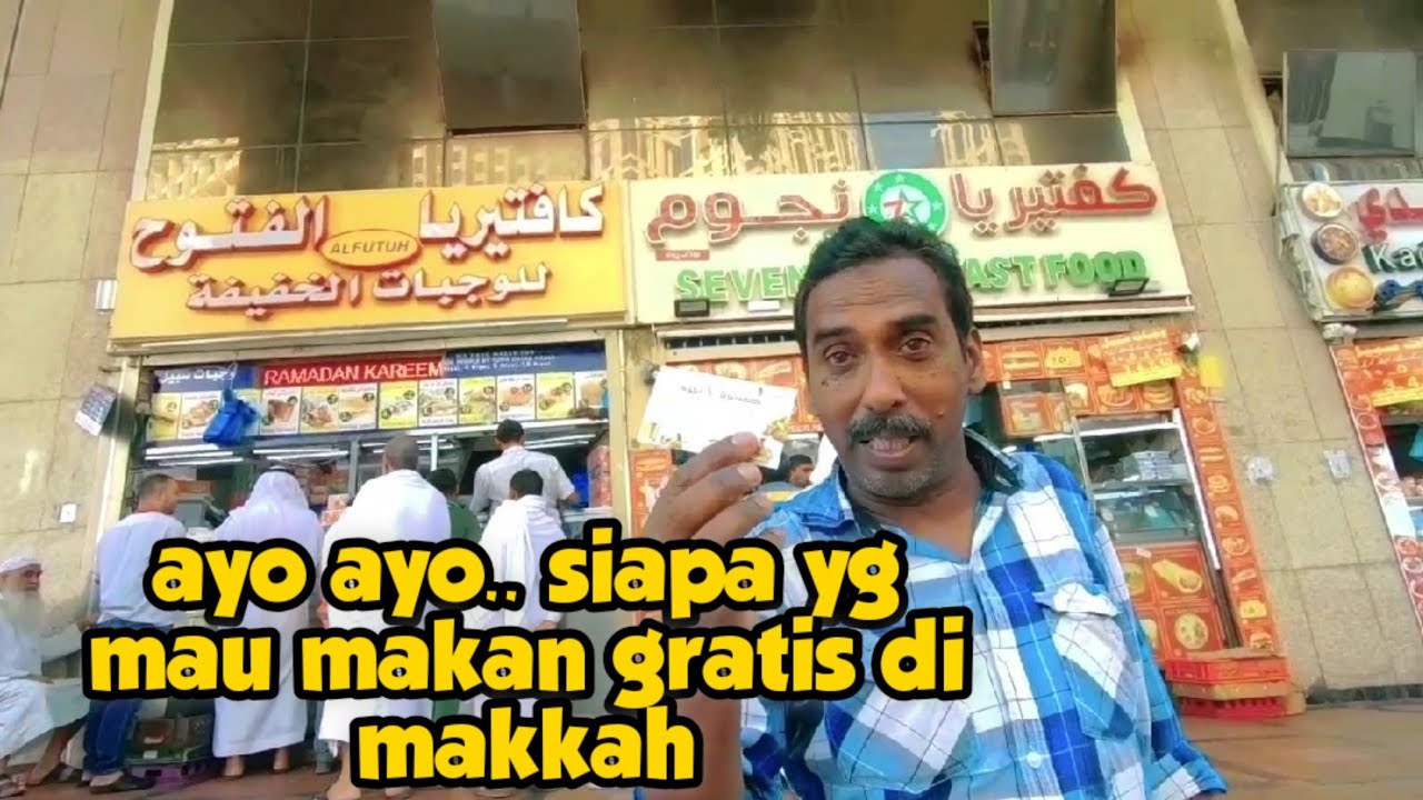 Ada tempat makan gratis depan masjid alharam mekkah