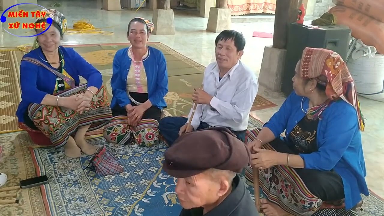 hát nhuôn tiếng thái tập[632] Ai chái ơi ai dùng Mướng lớ má ết và nóng pánh siểng hênh khương nọ