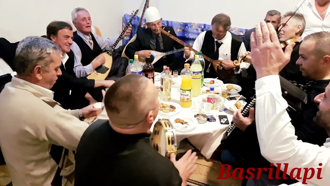 Dy zogj mali këndojn Marjan Gojani Nrec Gojani  Fehmi Kastrati Rrahim Fejzullahu  Aziz Tahiri