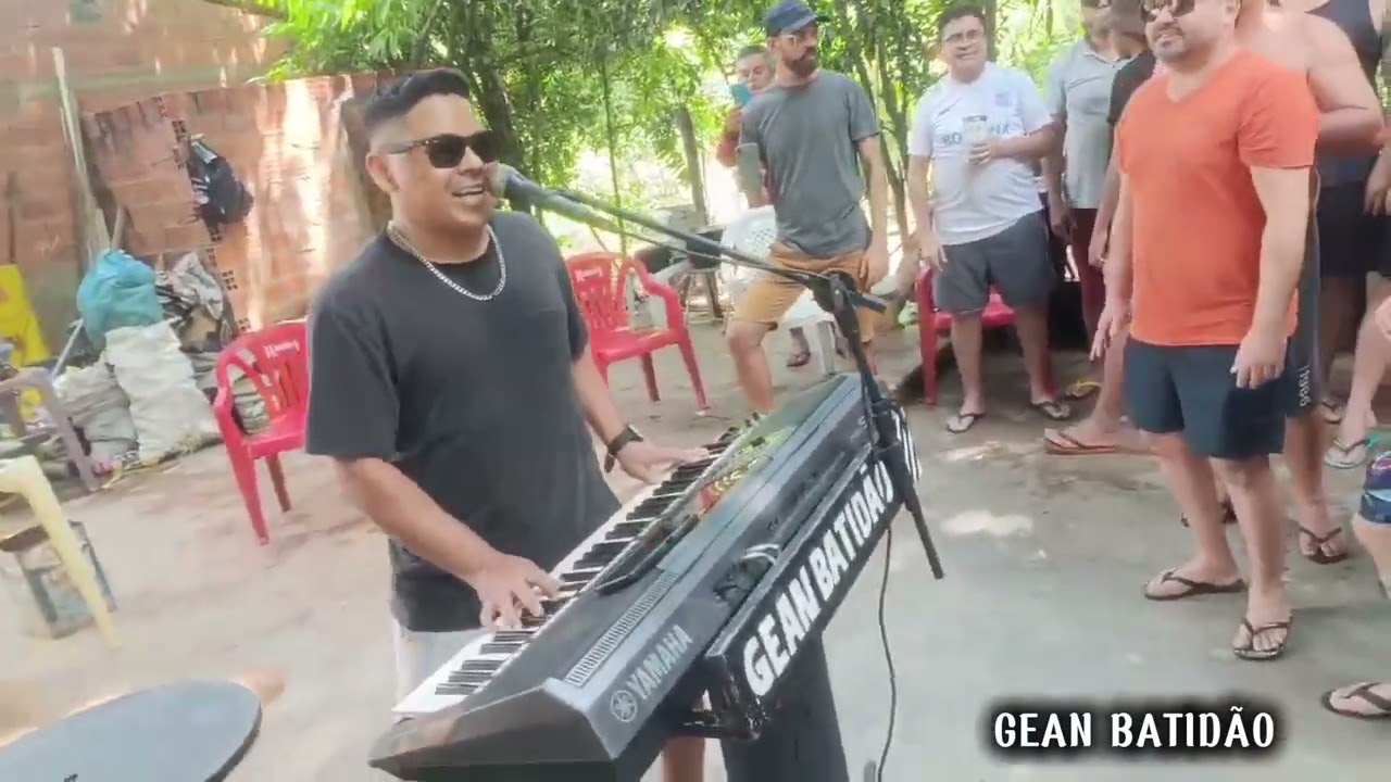 GEAN BATIDÃO (O SOM QUE É SENSAÇÃO)