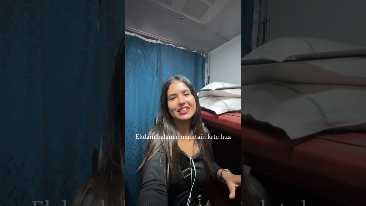 Howrah Rajdhani Express | Solo Girl | 2AC #train #howrahrajdhaniexpress #rajdhaniexpress #solotravel