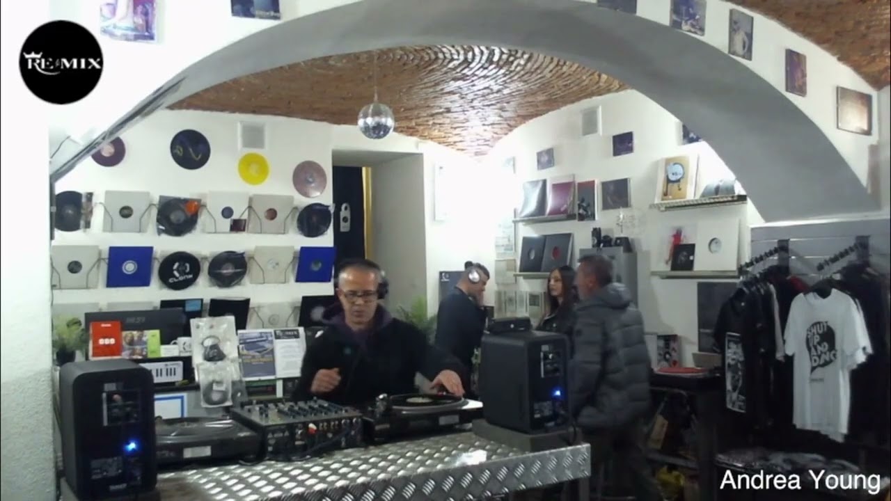Remix-Dj-Shop - InStore Session - With Andrea Young.