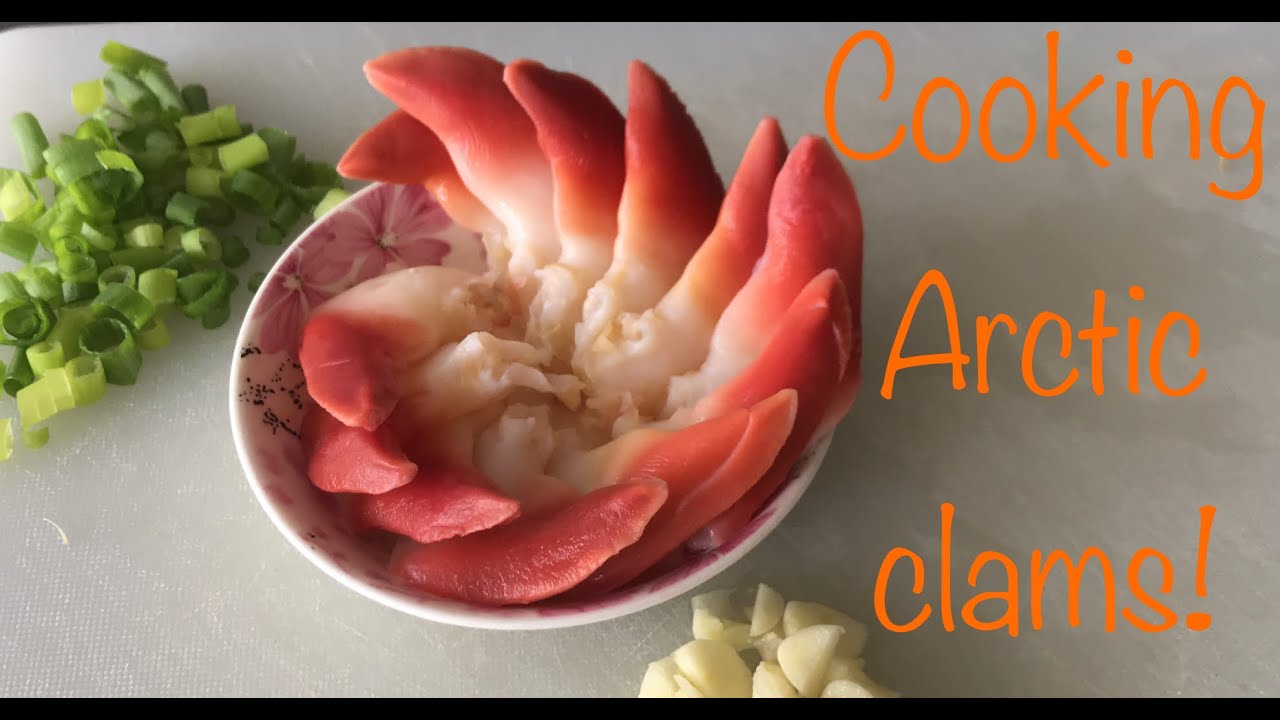 I cook up Cantonese style Arctic Surf Clams! 🦪