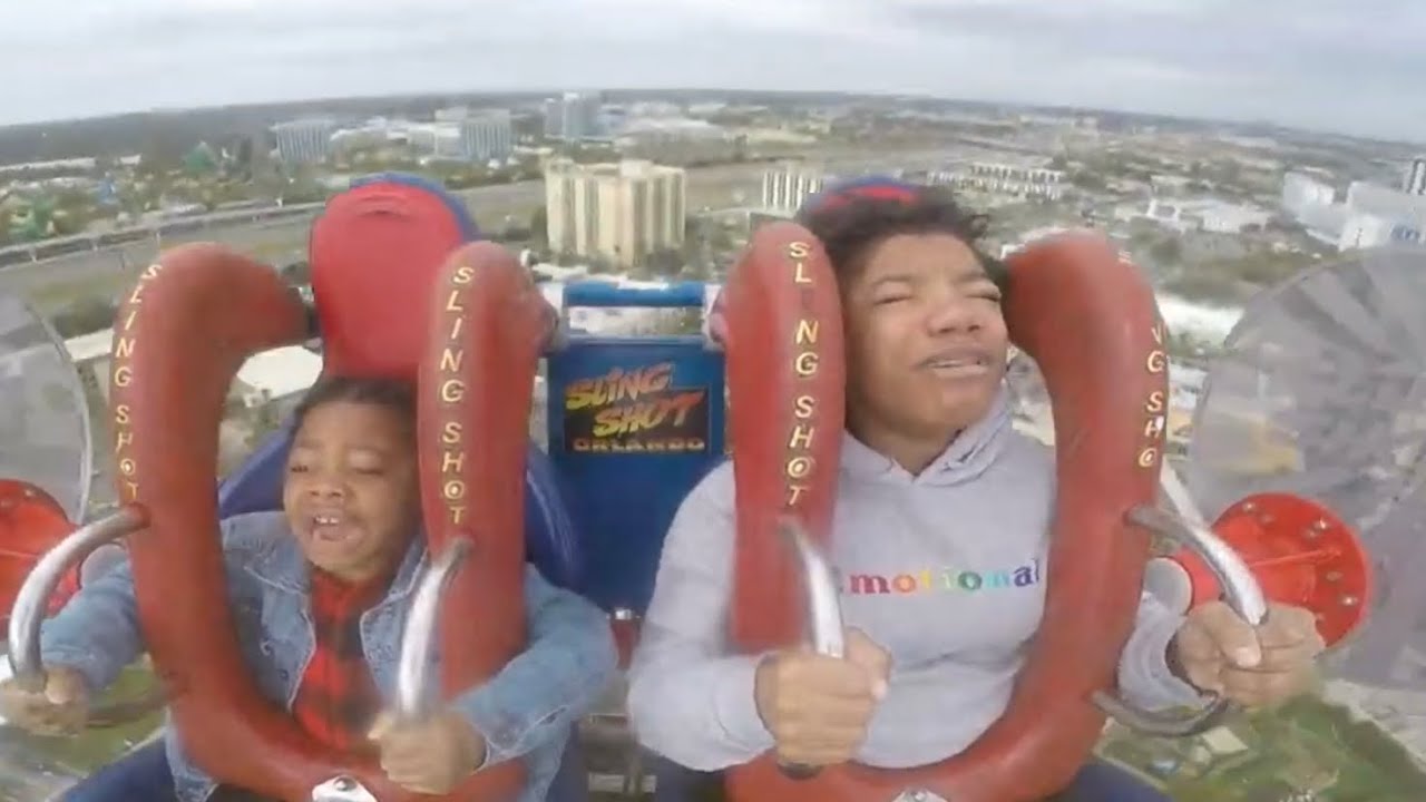 SLINGSHOT ride Scared Kids
