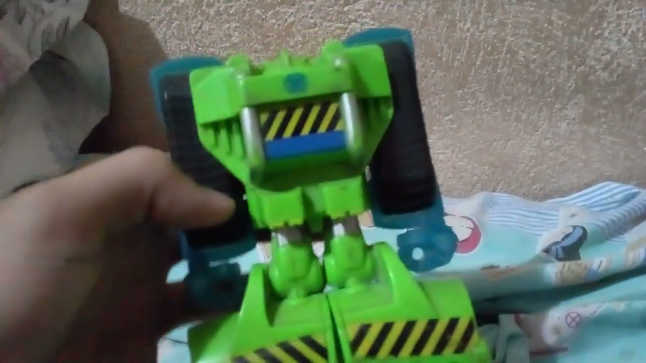Review do boulder ( transformers rescue bots)