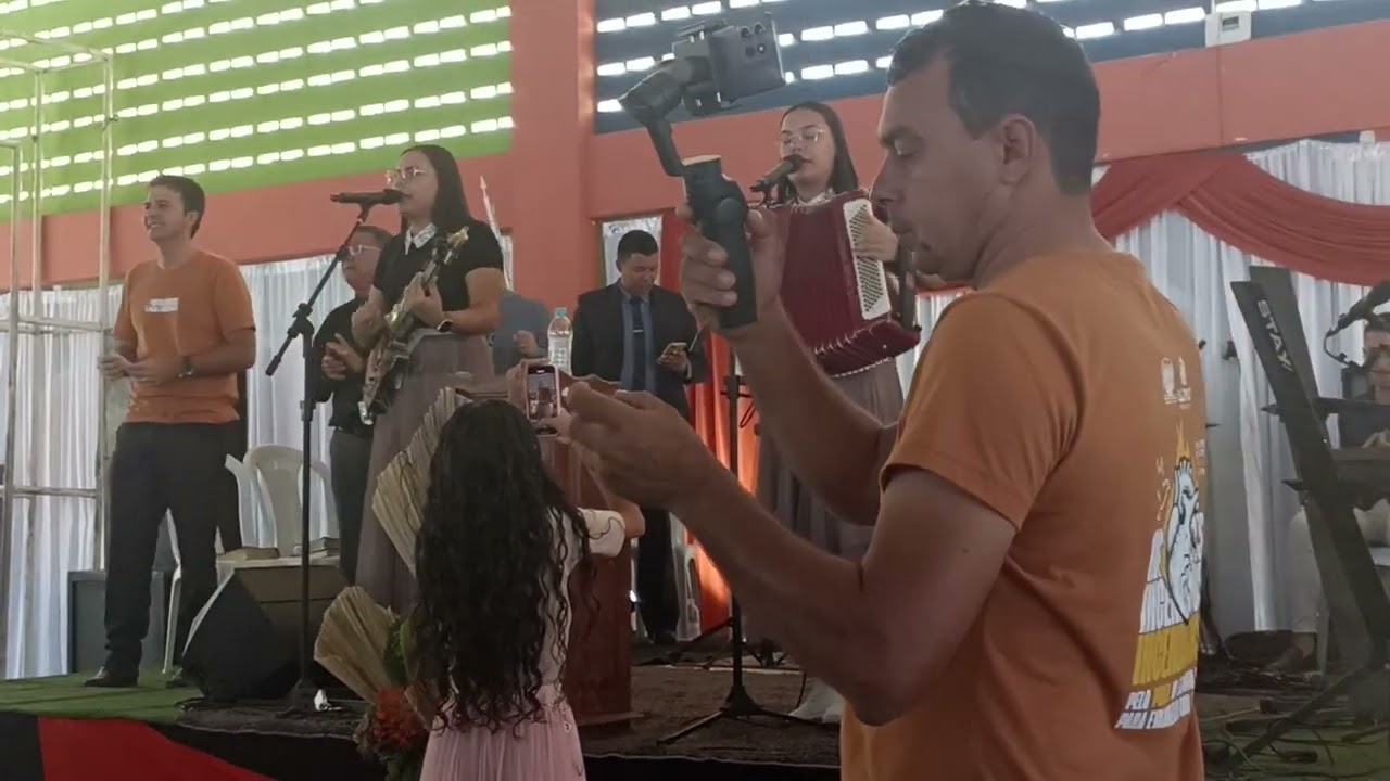 AS GÊMEAS LOUVANDO A DEUS NO ULTIMO CONGRESSO DIA DE JOVENS EM CABACEIRAS PB 2026