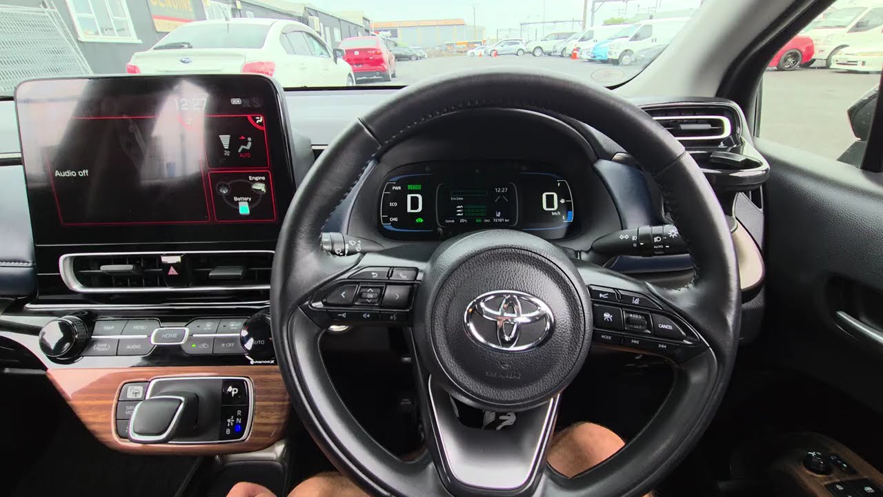 2022 Toyota Aqua Z with 