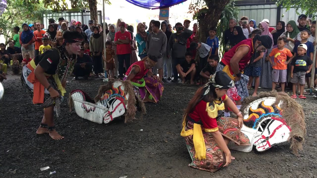 KUDA KEPANG MARGO RUKUN live. Desa Dawungsari Pegandon kendal