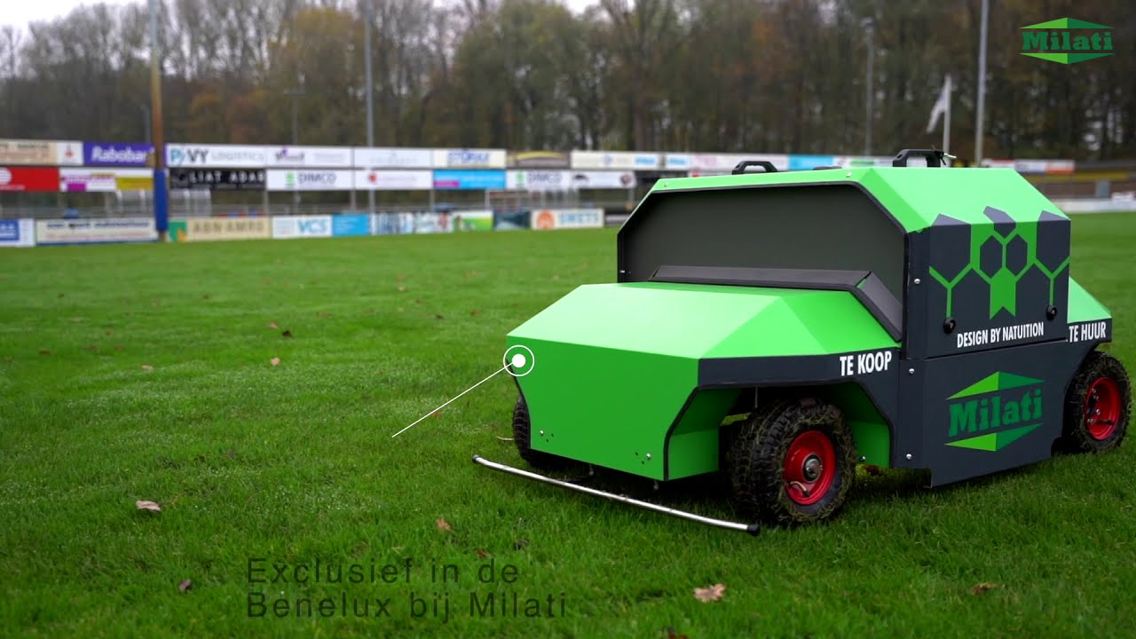 Duurzame autonome GPS onkruidverwijderaar