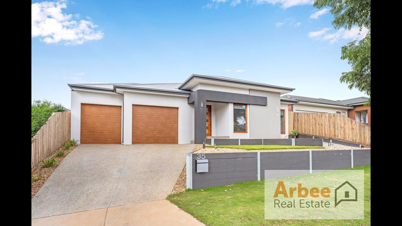 35 Silverdale Drive Darley VIC 3340
