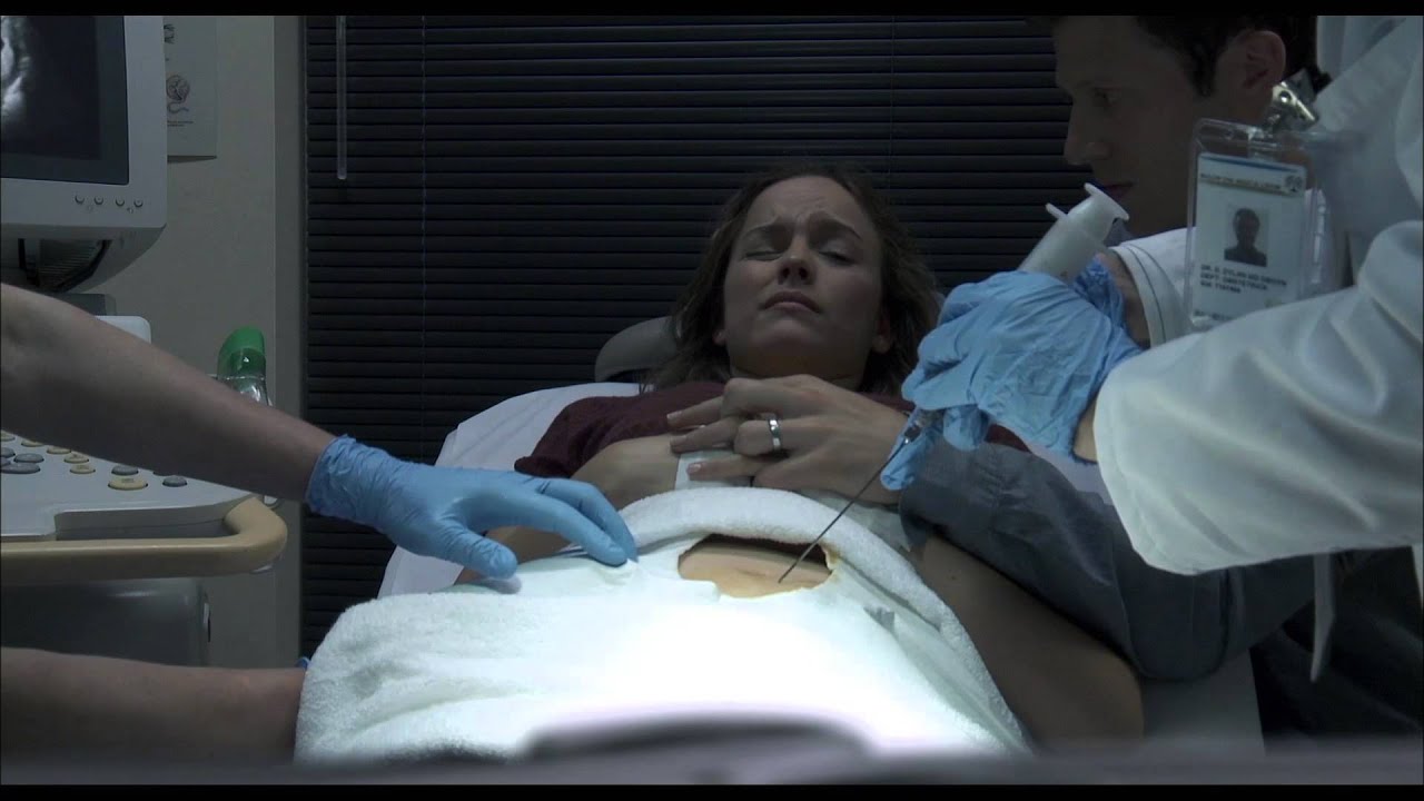 The Baby : Extrait Amnio [Officiel] VF HD