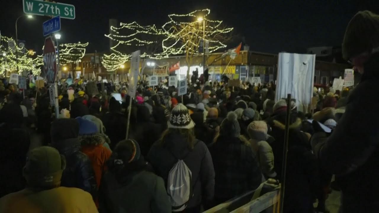 LIVE: Protest in Minneapolis after a 51-year-old man shot by federal immigration officers
