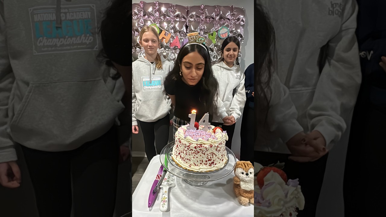 Nishka’s 14th Birthday party with friends!