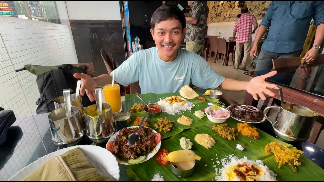 AKHIRNYA!COBAIN MAKANAN ASLI KHAS INDIA SELATAN,DIALASIN DAUN PISANG,LAUKNYA BUANYAKK,BEBAS NAMBAH🤤