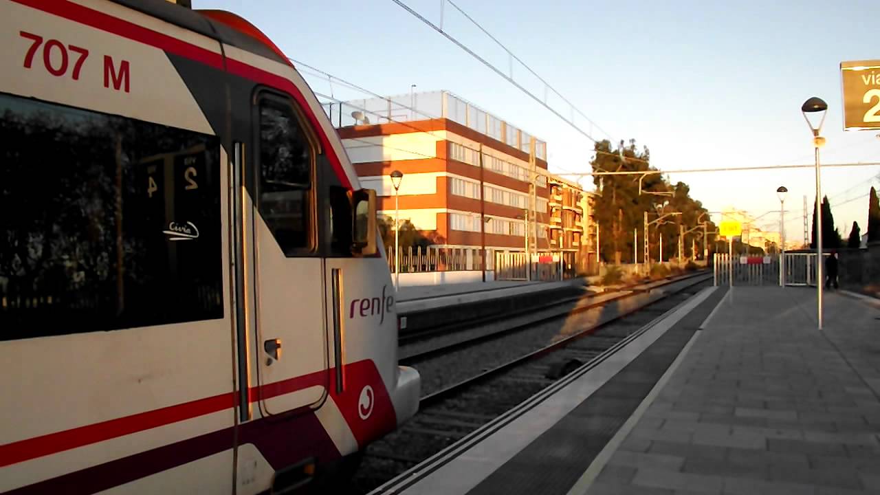 Megafonia Calella: Rodalies a Hospitalet de Llobregat (CAT, CAST, ENG)