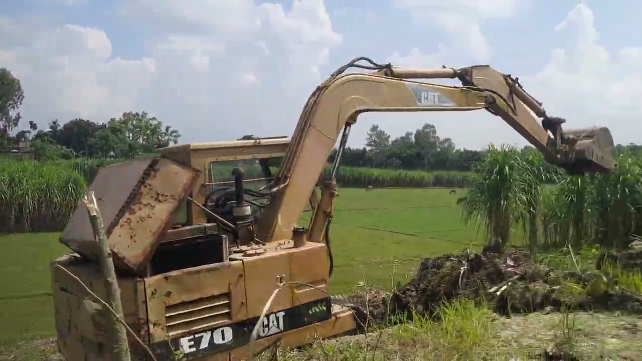 Construction of a truck-friendly road using gravel, part 12