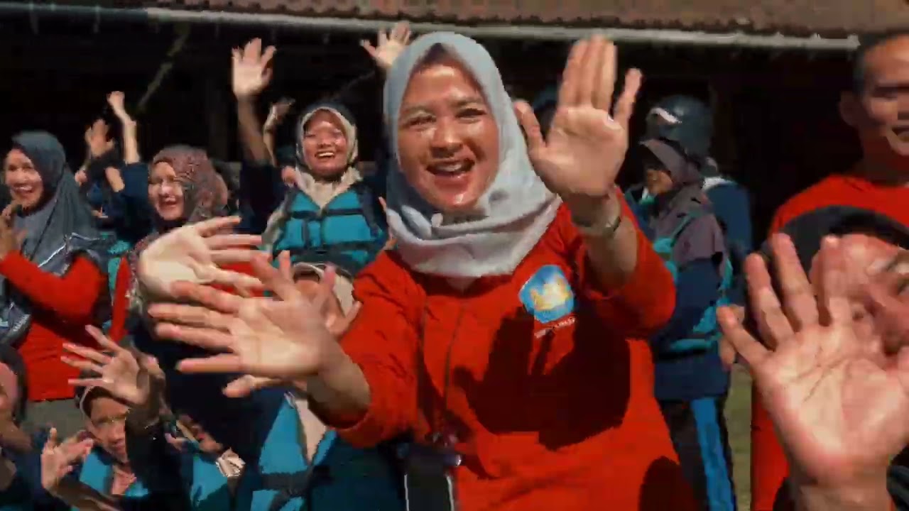 SMPN 3 BALARAJA TRIP TO BANDUNG (FULL MOVIE)