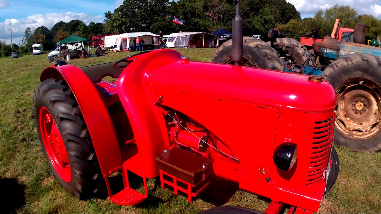 1951 David Brown Cropmaster VAK 1C 2.5 Litre 4-Cyl TVO Tractor (25HP)