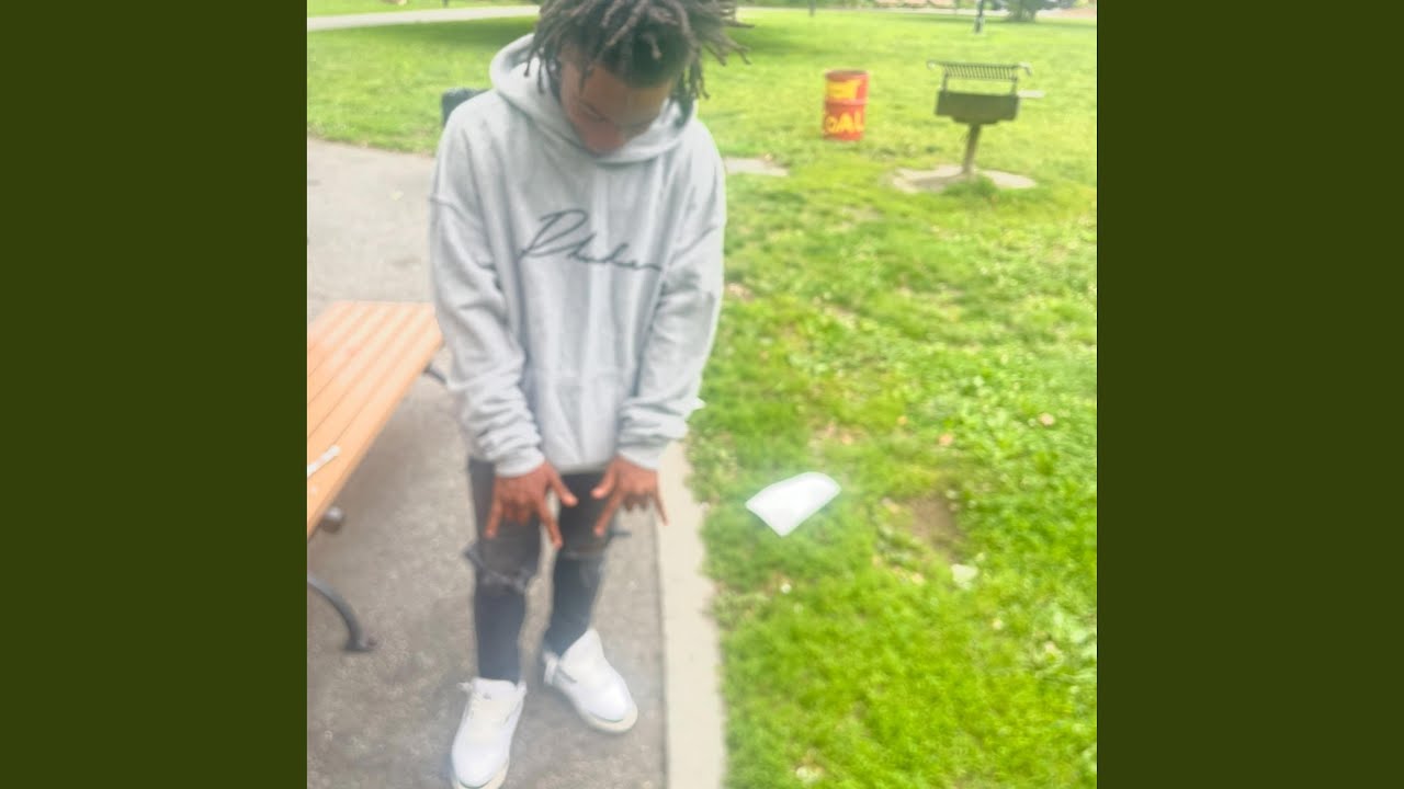 Dont Trip (feat. Lg74RT & Gdxtti)