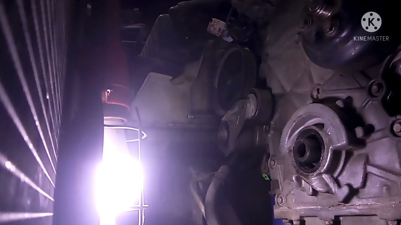 TRAILBLAZER 2007 | how to replace a oil seal on the crankshaft pulley and front of the engine?