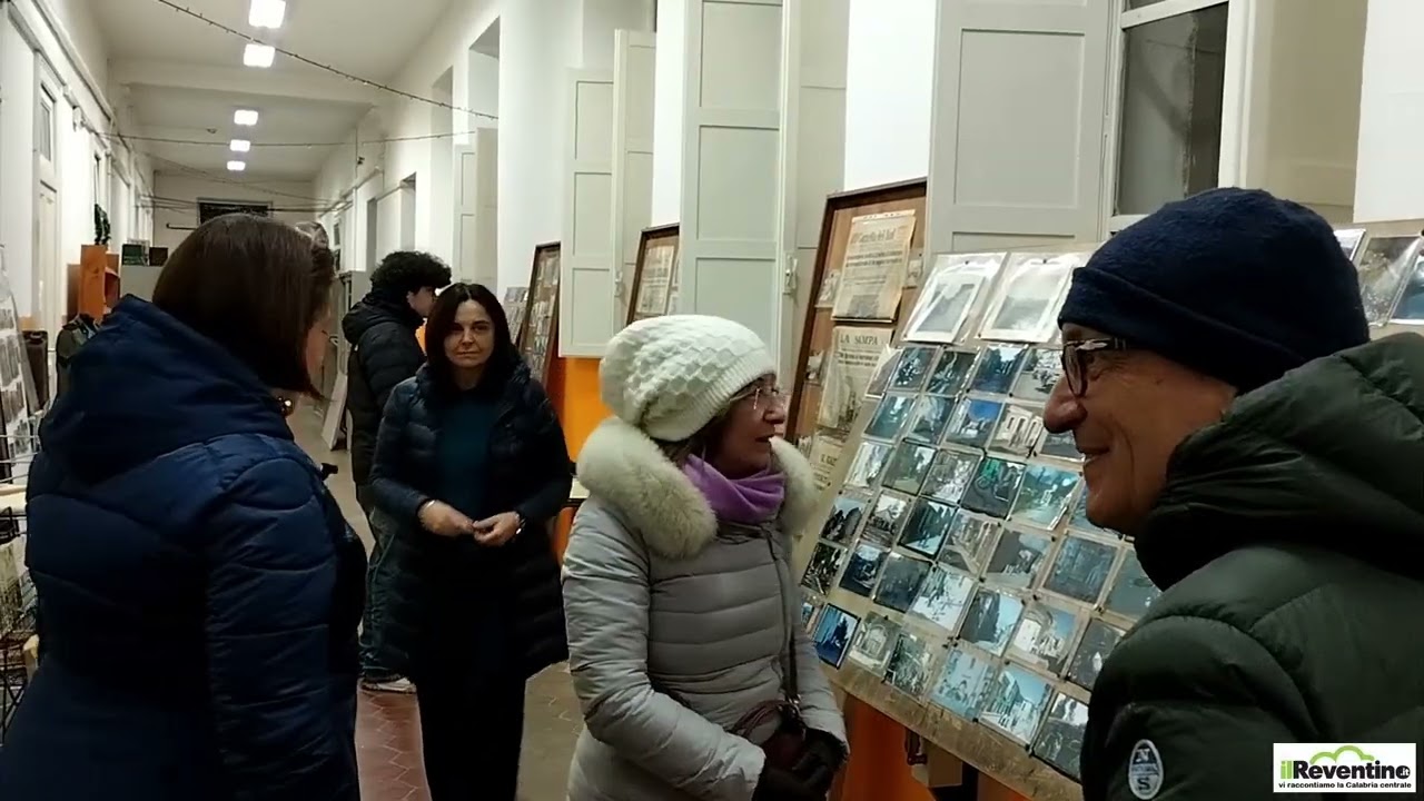 Decollatura & Decollaturesi: mostra fotografica