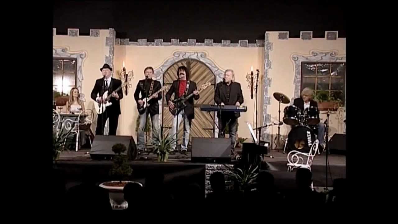 Čudežna polja - Zlati hiti mix (11. Miklavžev koncert Anite Kralj)